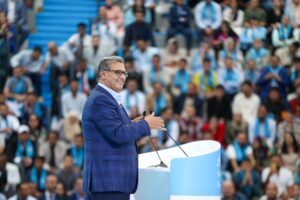 أخنوش يقصف بنكيران:”السب والقذف ليسا ممارسات سياسية، بل هما تعبير عن الفشل السياسي” 
