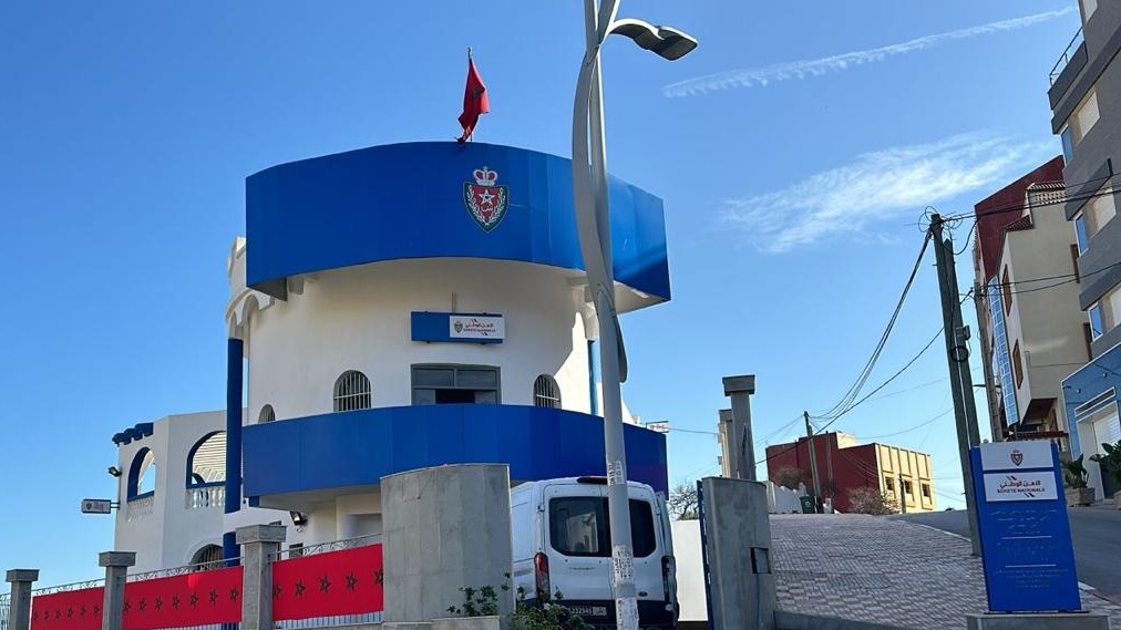 تخليدا للذكرى 49 للمسيرة الخضراء..الأمن الوطني يحدث بنيات أمنية جديدة بالسمارة والحسيمة 