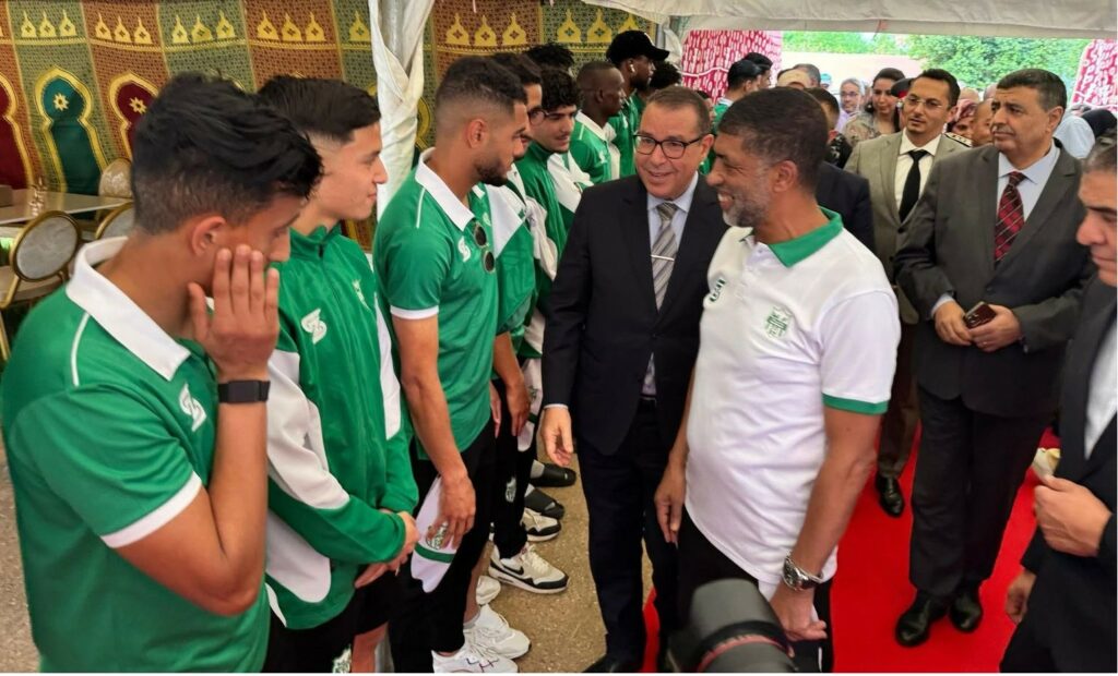 خطوة تحفيز الوالي لرجاء بني ملال قبيل مباراة خريبكة تطرح أكثر من علامة استفهام حول العدالة الرياضية بالجهة..؟ 