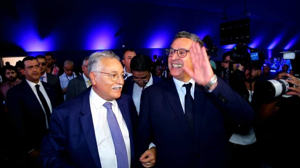 حزب الكتاب ينتقد تصريحات أخنوش ويؤكد: “لجنة تقصي الحقائق ضرورة دستورية لا مناورات سياسية” 