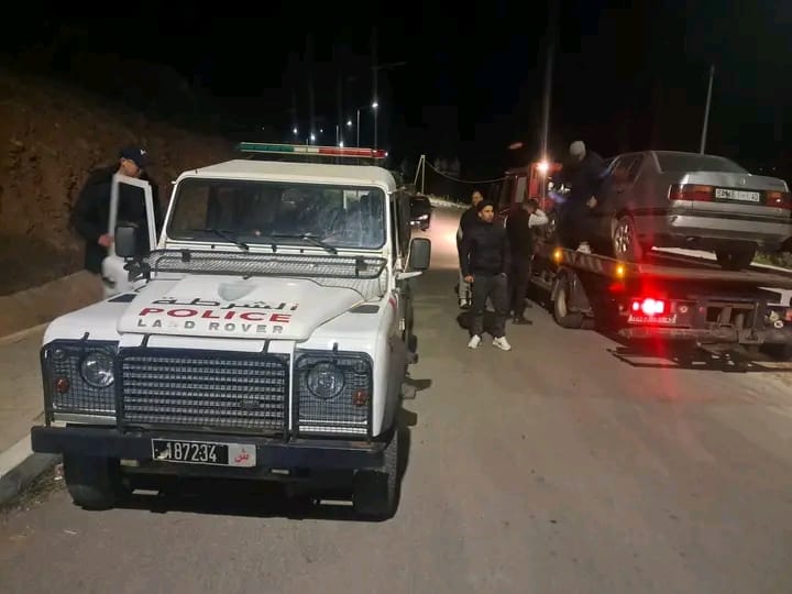 العثور على سيارة أستاذ مسروقة بالحسيمة 