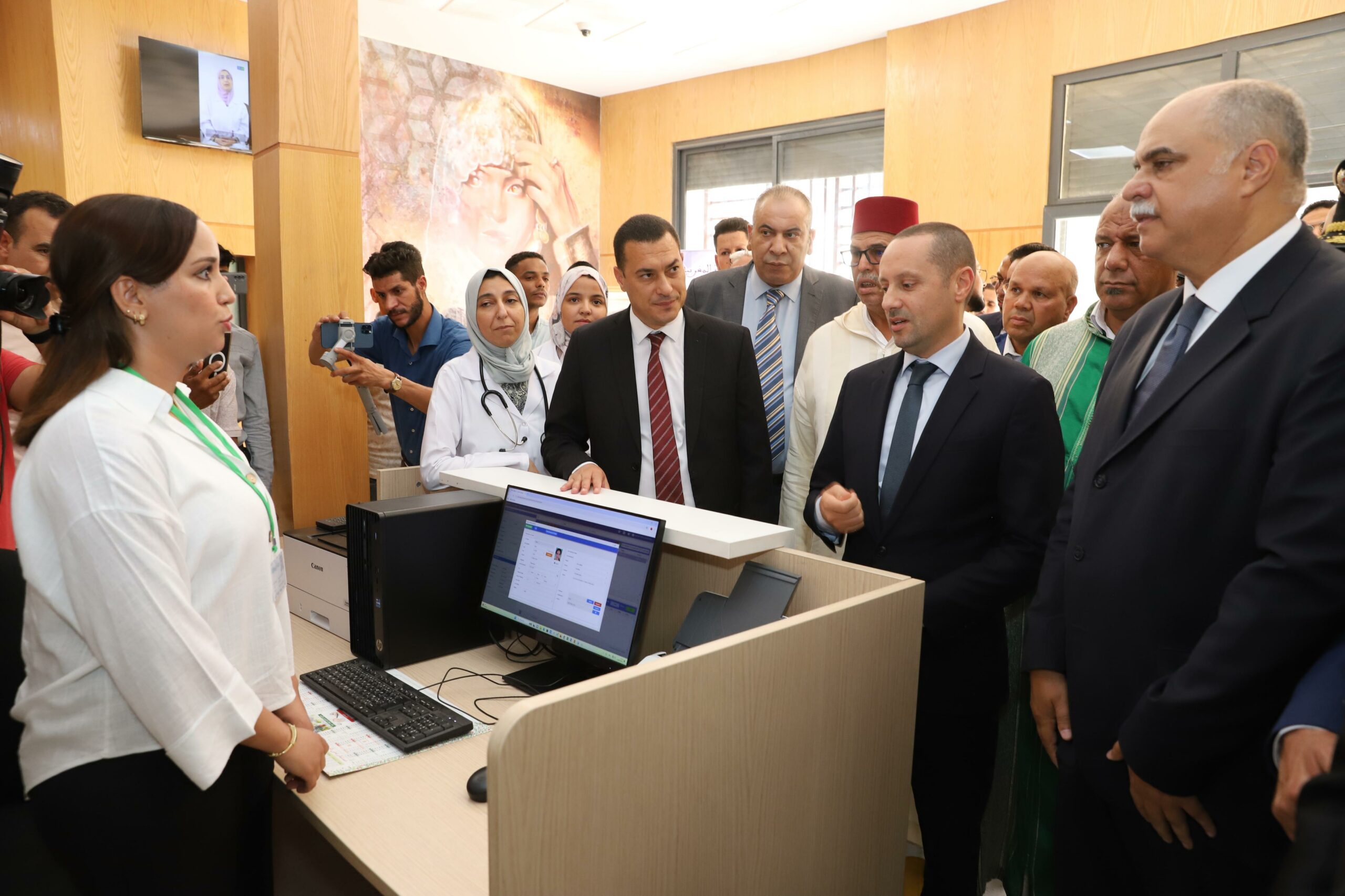 العرض الصحي الوطني يتعزز بإعطاء انطلاقة خدمات 200 مركز صحي حضري وقروي على مستوى 8 جهات 
