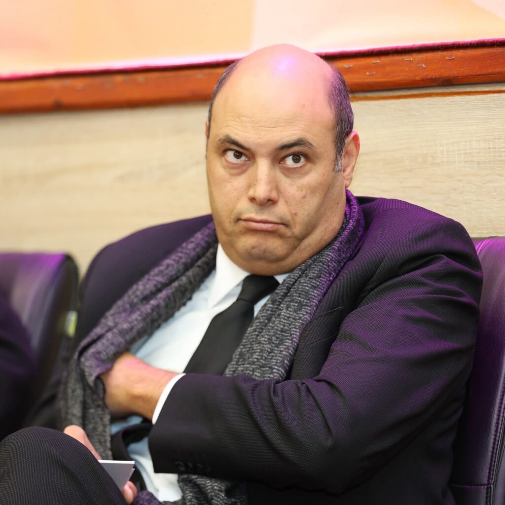 عامل الإقليم يُعفي رئيس قسم المبادرة الوطنية للتنمية البشرية بعمالة خريبكة 