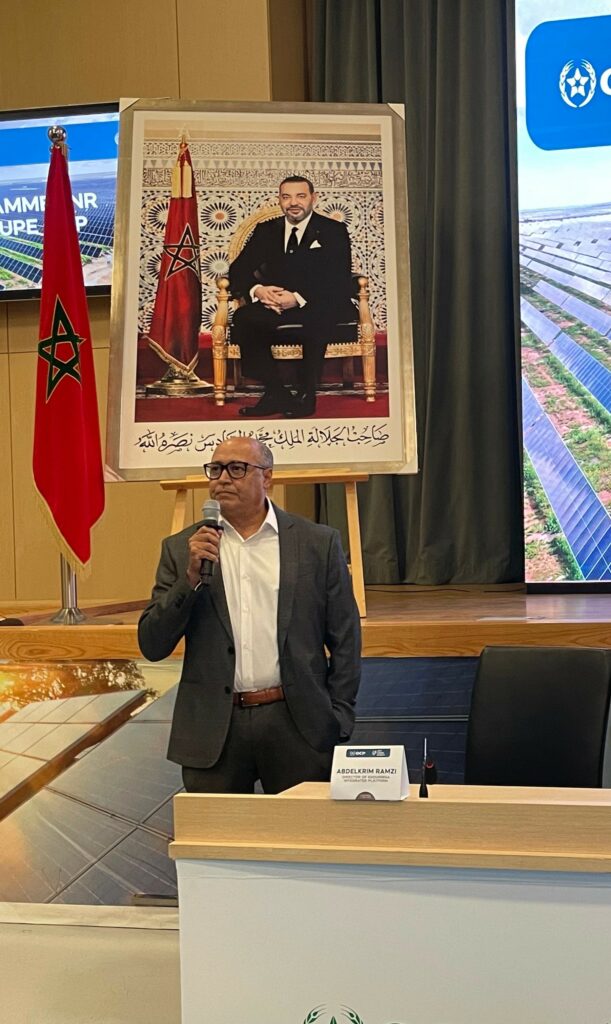 عبد الكريم رمزي .. المزرعة الشمسية بخريبكة تعزز ريادة OCP في الطاقات المتجددة 