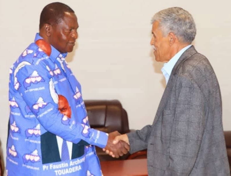 عز الدين كريران يعزز الدبلوماسية السينمائية الإفريقية من مهرجان بانغي 