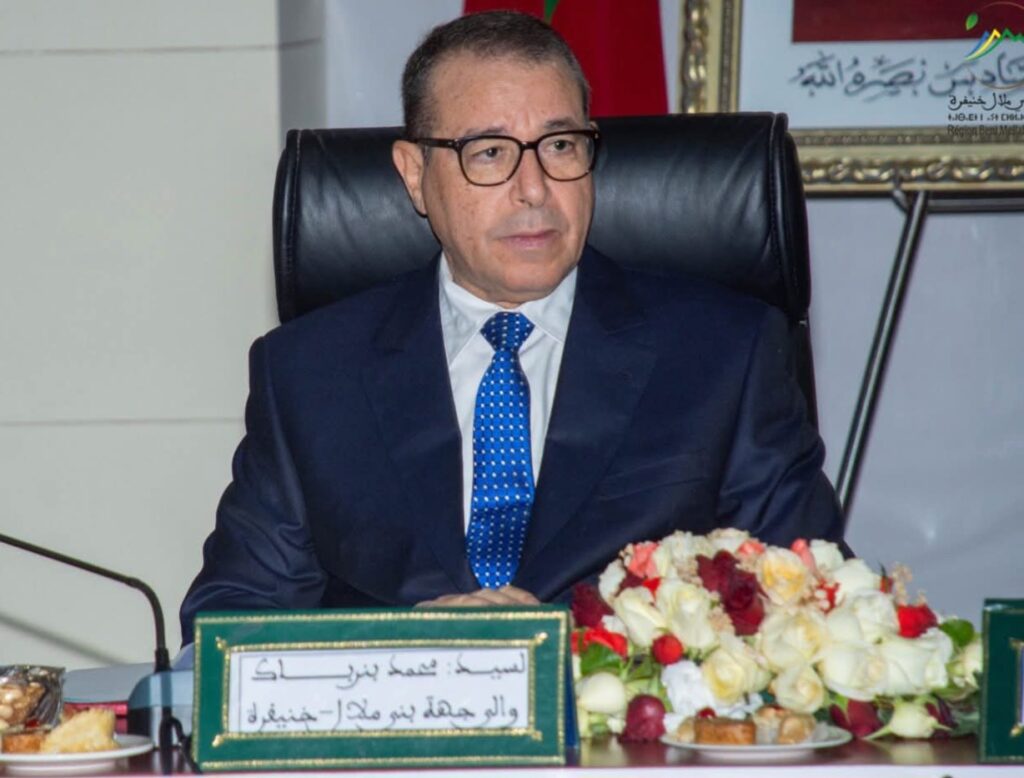 والي جهة بني ملال–خنيفرة يدعو إلى تعزيز الدعم المالي لفريق رجاء بني ملال والمجلس الإقليمي يرفع المنحة إلى 30 مليون سنتيم 