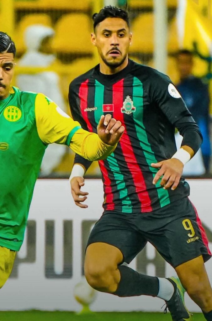 الجيش الملكي يفرض التعادل السلبي على شبيبة القبايل في مباراة بطعم الحسرة 