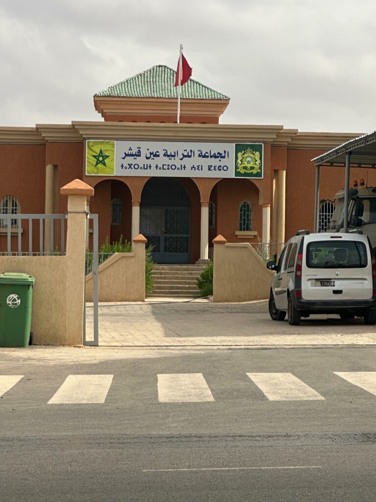 ‏ الرئيس المدلل لجماعة عين قيشر بإقليم خريبكة ضد مصالح السكان..‏ 