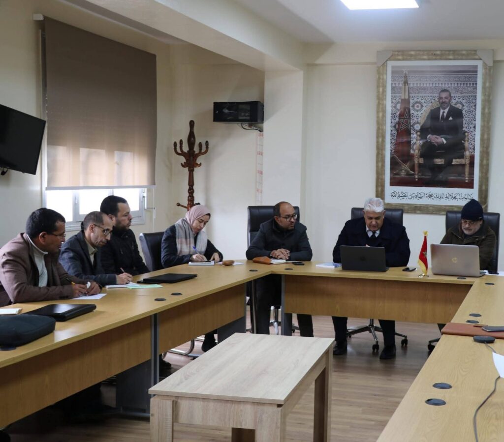  اجتماع تنسيقي لمتابعة برنامج مؤسسات الريادة بمديرية خريبكة 