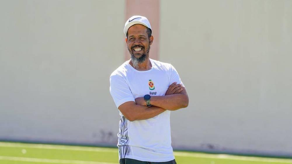 أولمبيك خريبكة يعيّن هشام الويسي مدربًا للفريق الأول ويكشف عن طاقمه التقني للموسم الجديد 